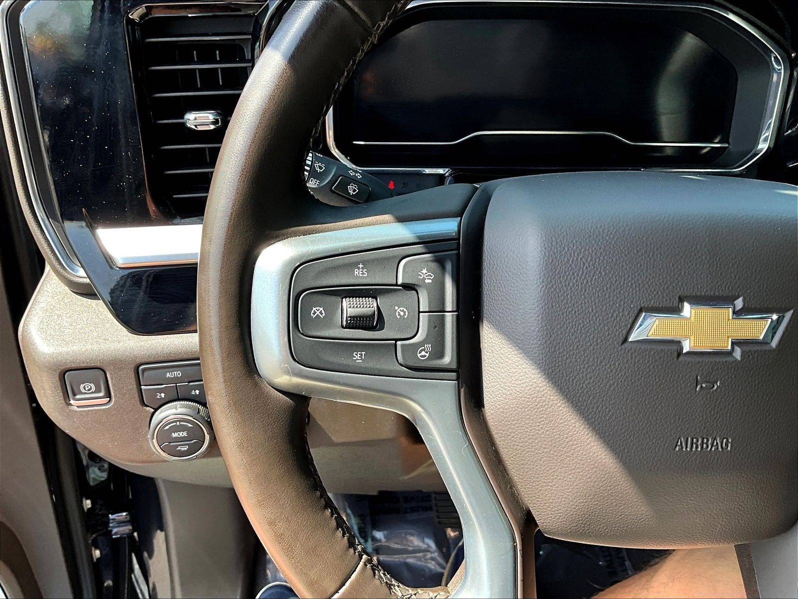 Used 2024 Chevrolet Silverado 1500 LT w/ Max Trailering Package AWD/4WD image 12