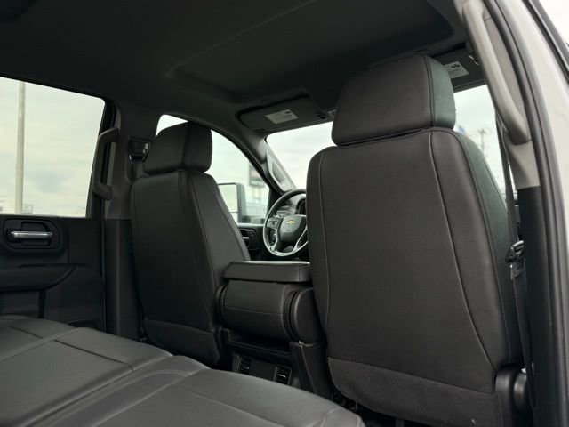 Used 2025 Chevrolet Silverado 2500 W/T AWD/4WD image 21