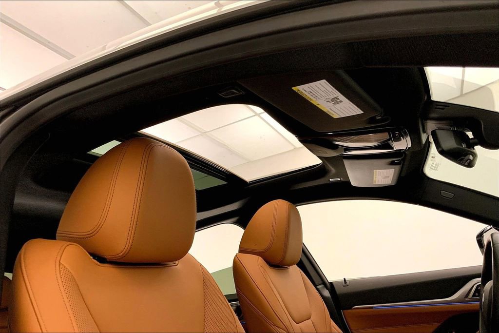 Certified 2023 BMW i4 eDrive35 w/ Premium Package RWD image 26