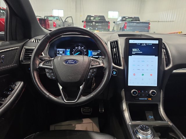 Used 2023 Ford Edge ST-Line AWD/4WD image 10