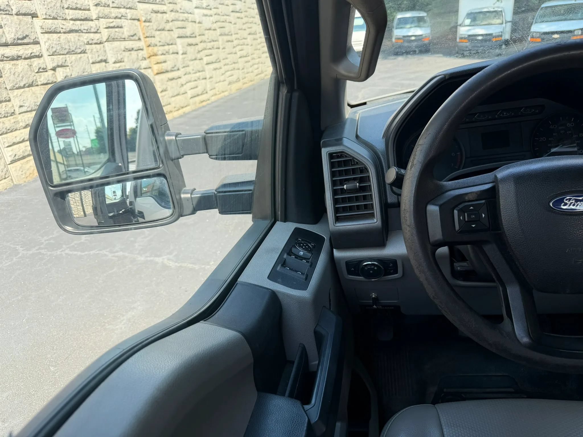 Used 2017 Ford F250 XL w/ Power Equipment Group AWD/4WD image 15