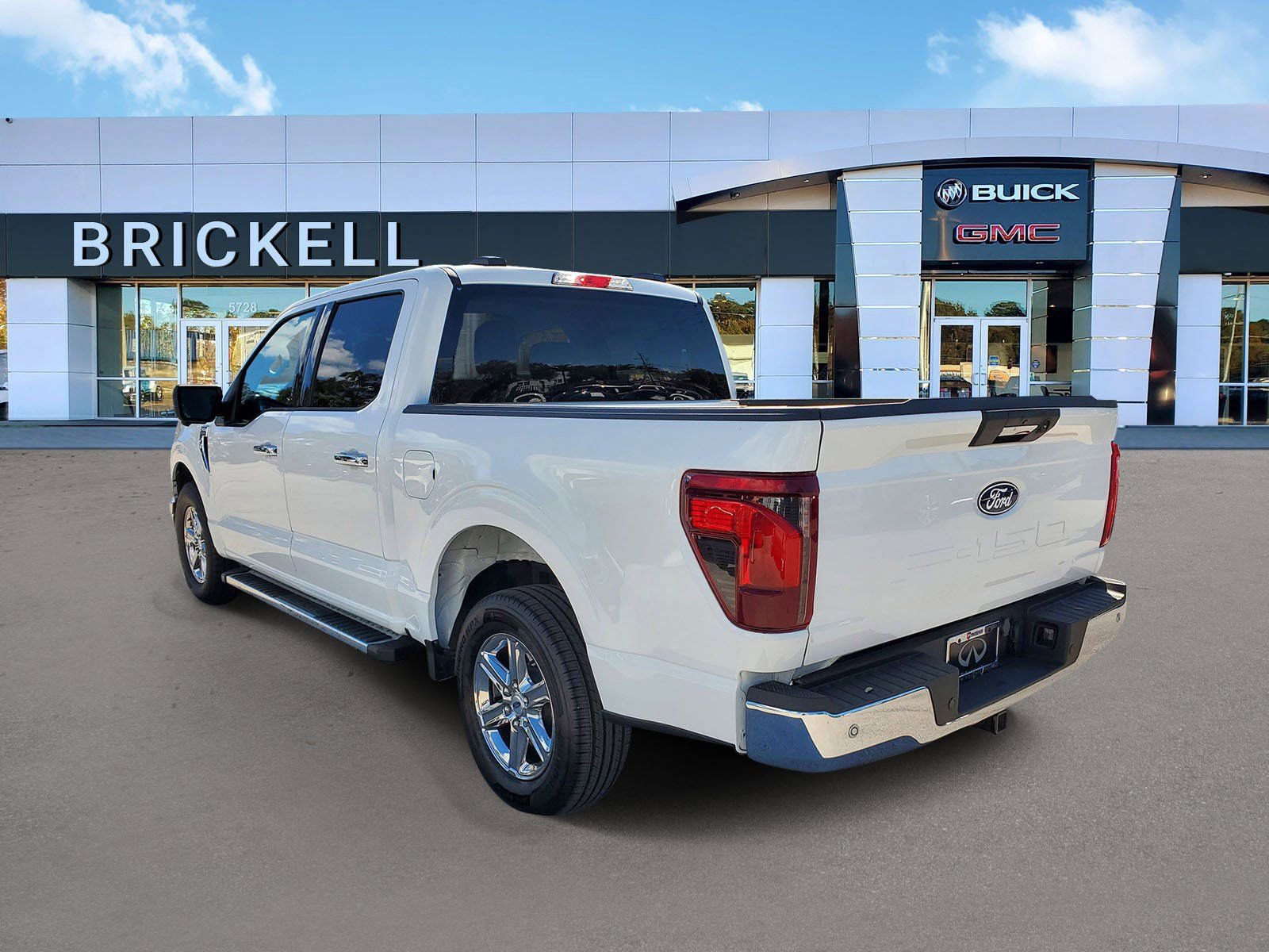 Used 2024 Ford F150 XLT w/ Mobile Office Package image 4