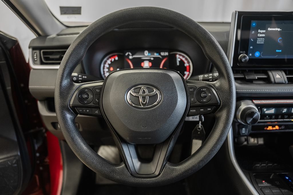 Certified 2025 Toyota RAV4 LE AWD/4WD image 24