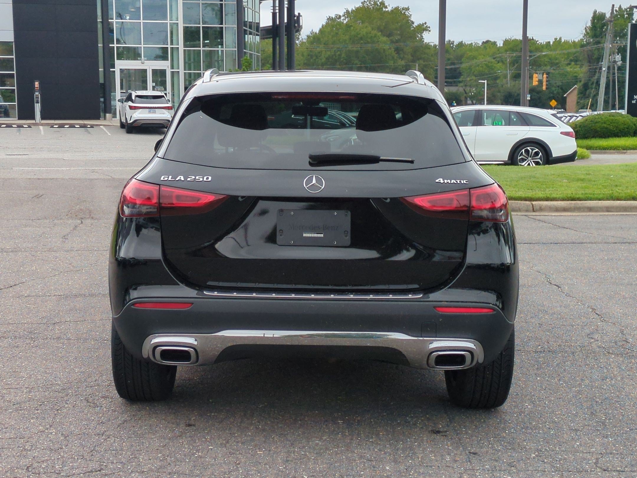 Certified 2023 Mercedes-Benz GLA 250 4MATIC image 4