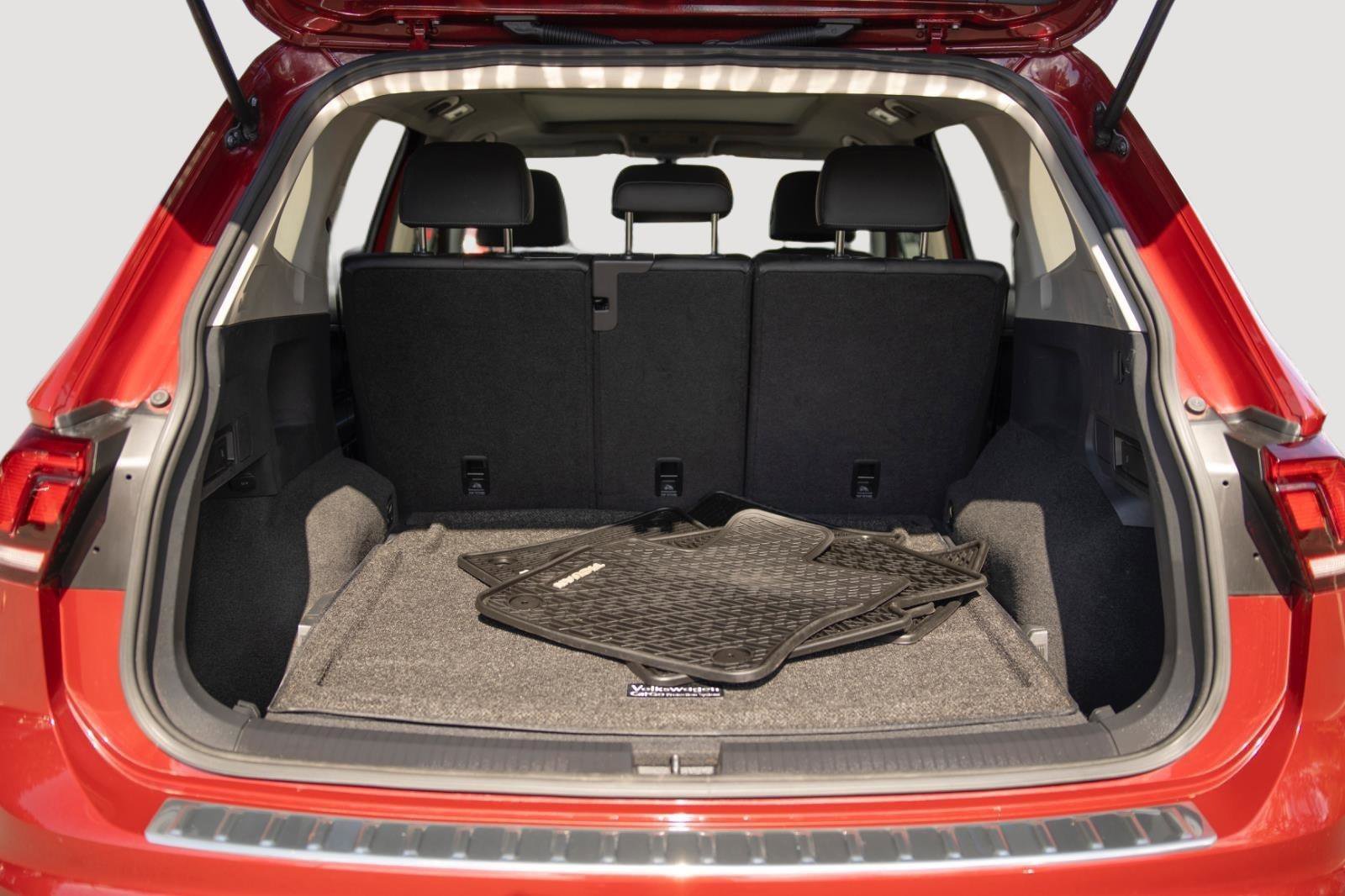 Used 2019 Volkswagen Tiguan S image 22