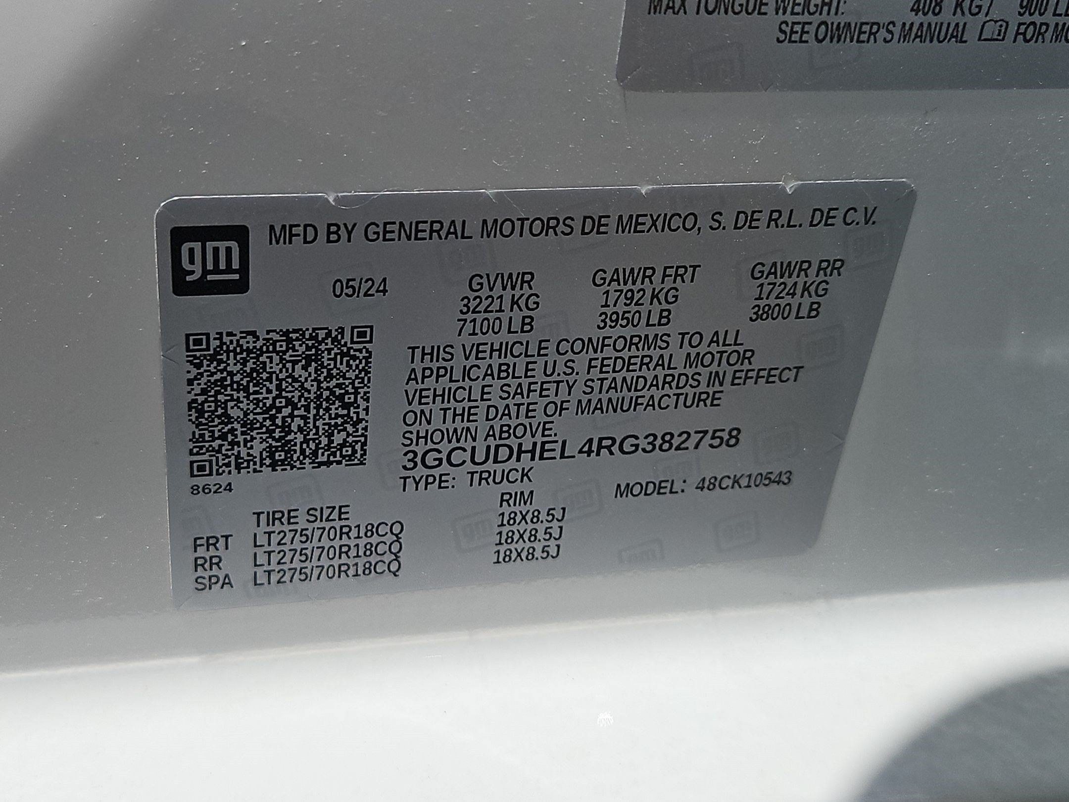 Used 2024 Chevrolet Silverado 1500 ZR2 w/ Technology Package AWD/4WD image 33