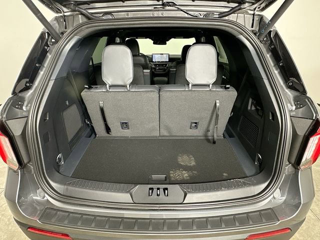 New 2026 Ford Explorer ST-Line w/ ST-Line Street Pack image 28