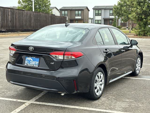 Used 2022 Toyota Corolla LE FWD image 6