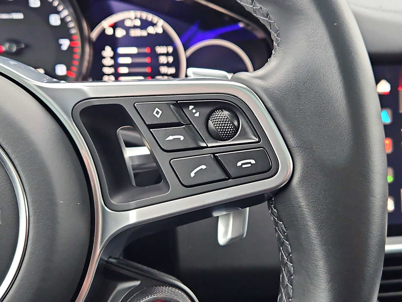 Certified 2023 Porsche Cayenne S image 21