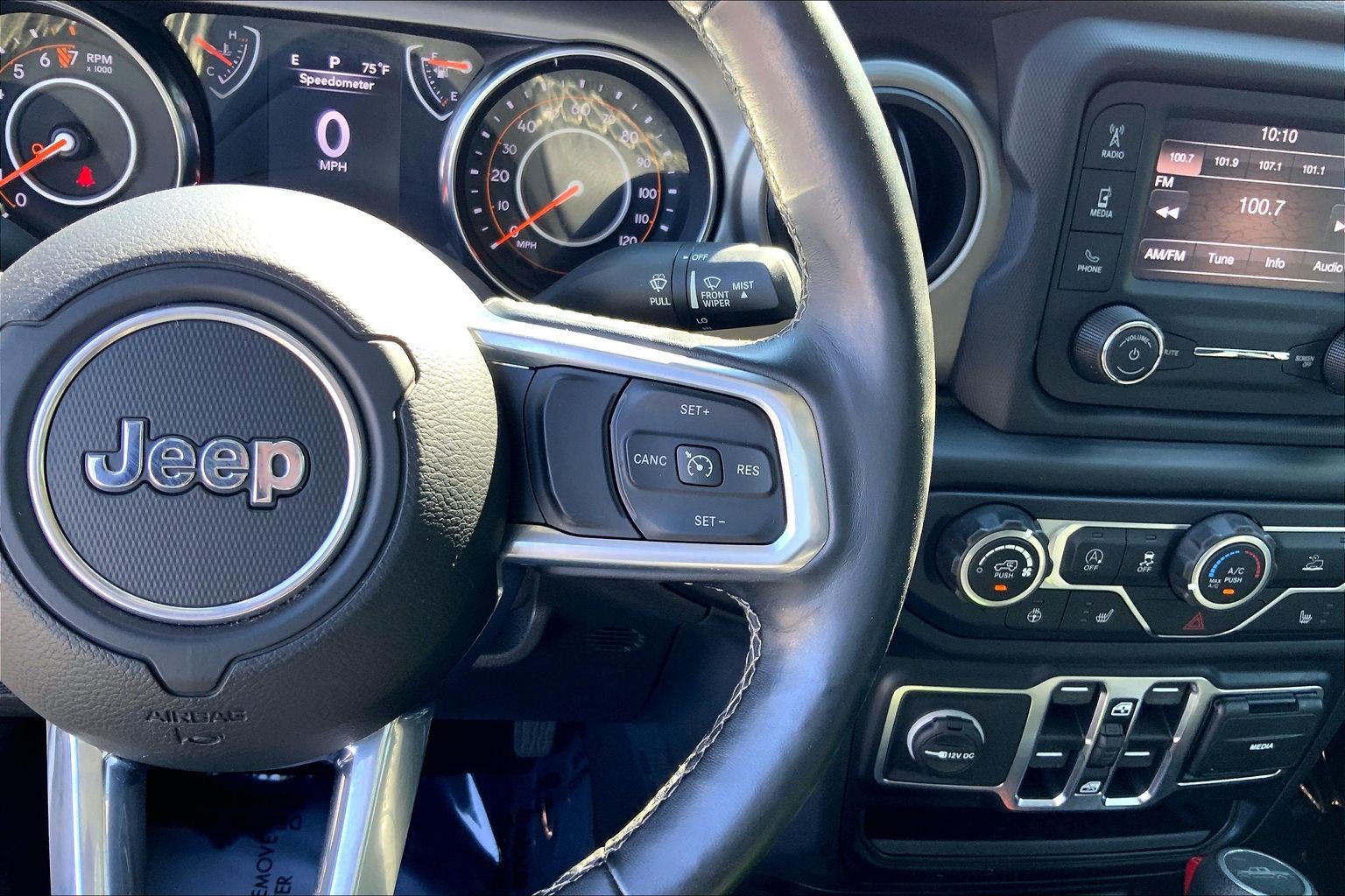 Used 2020 Jeep Gladiator Sport w/ Quick Order Package 24S AWD/4WD image 23