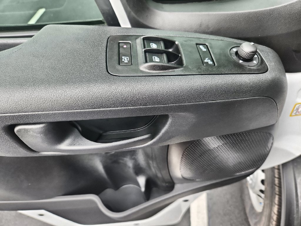 New 2026 RAM ProMaster 3500 w/ Safety Group FWD image 12