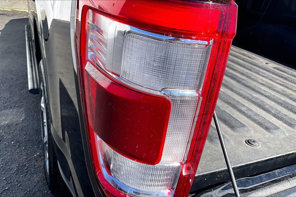 Used 2023 Ford F150 Limited image 22