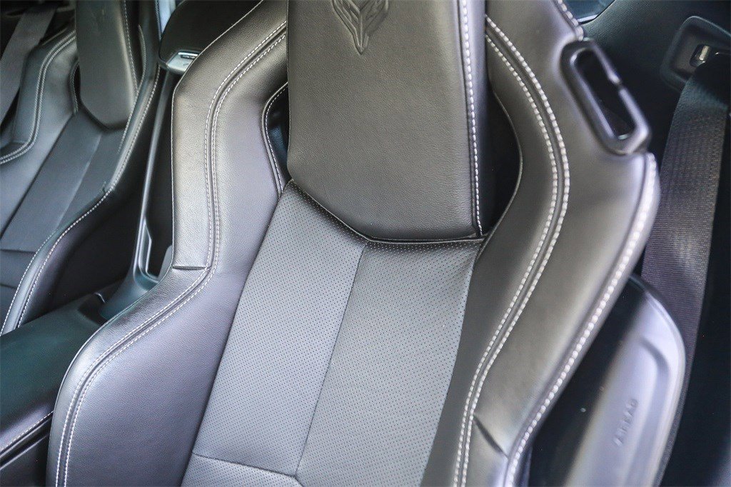 Used 2023 Chevrolet Corvette Stingray Coupe w/ Z51 Performance Package image 20