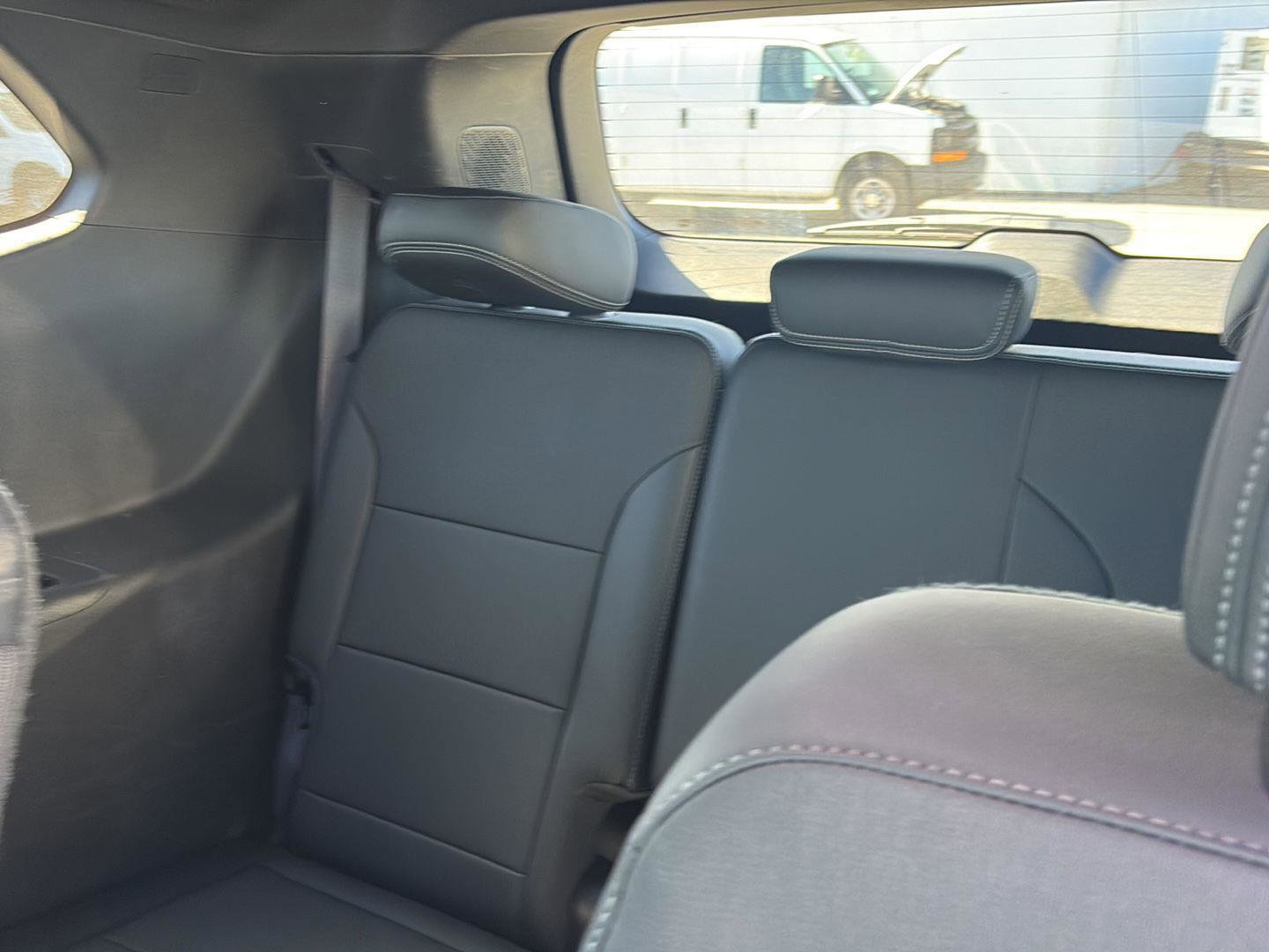 Used 2025 Buick Enclave Preferred image 14