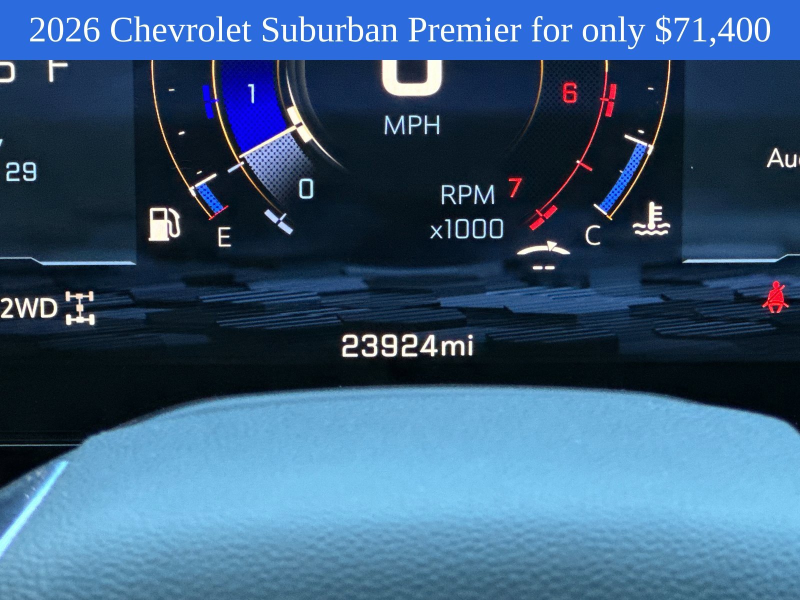 Used 2026 Chevrolet Suburban Premier AWD/4WD image 28