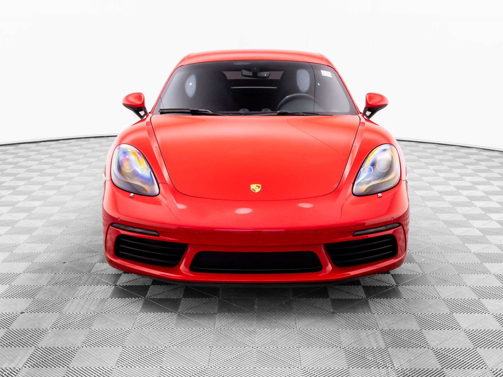 Used 2024 Porsche 718 Cayman RWD image 9