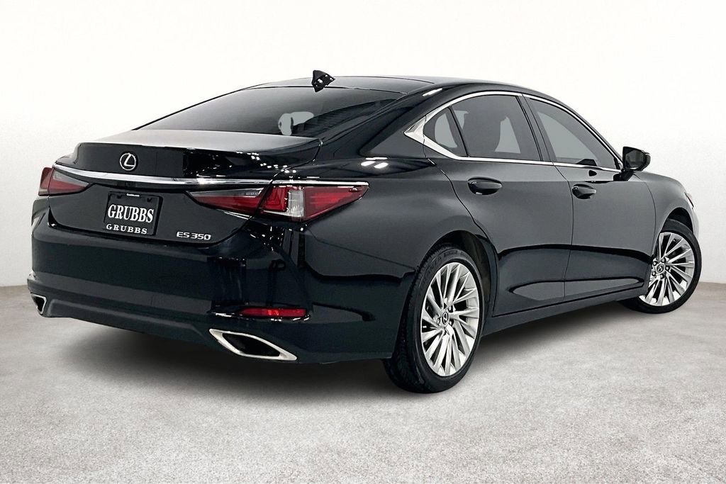 Used 2020 Lexus ES 350 Ultra Luxury image 2