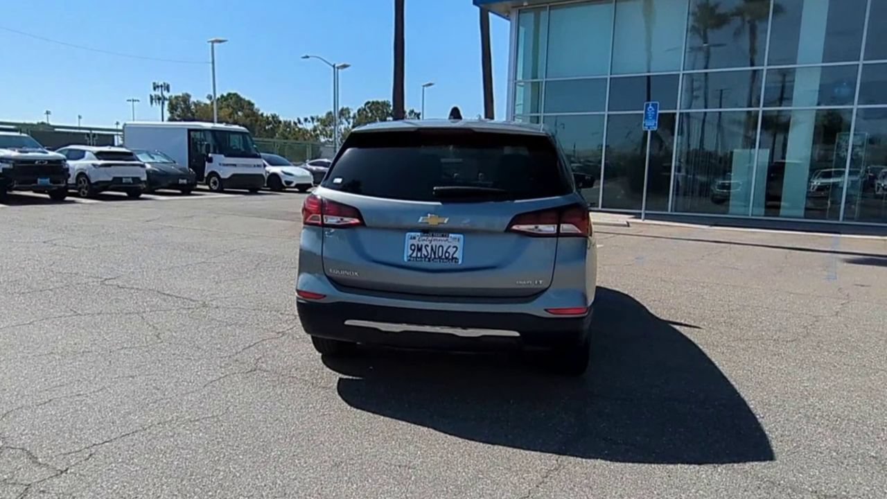 Used 2024 Chevrolet Equinox LT AWD/4WD image 7