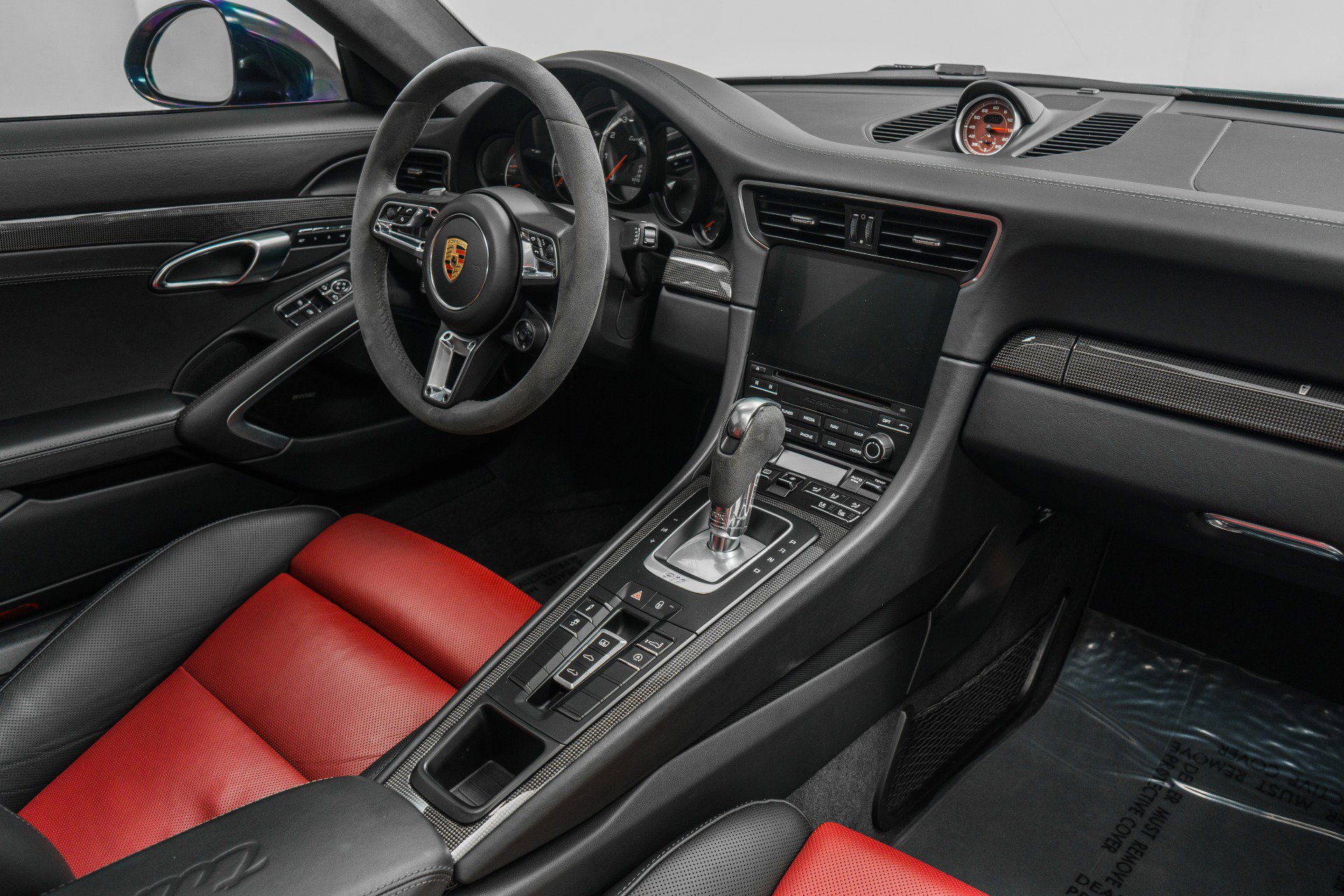 Used 2019 Porsche 911 Turbo w/ Light Design Package image 27