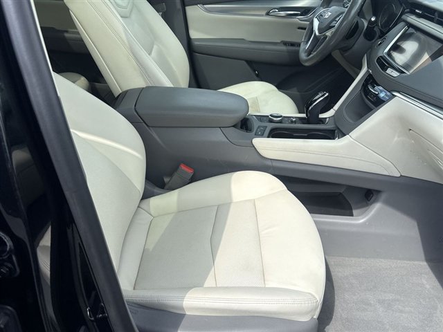 Certified 2020 Cadillac XT5 Premium Luxury FWD image 29