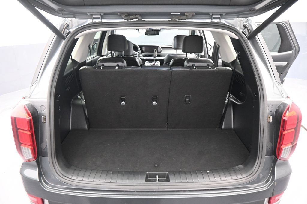 Used 2022 Hyundai Palisade SEL w/ Premium Package FWD image 21
