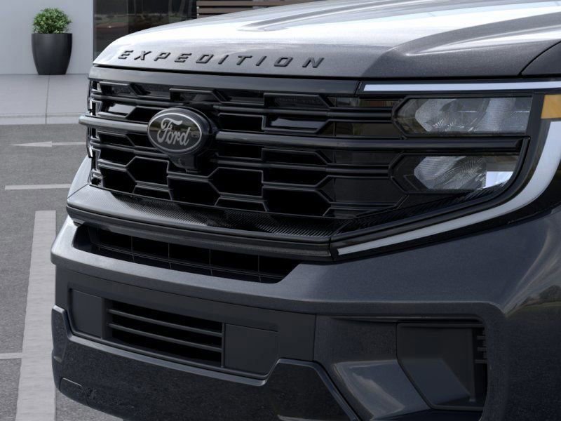 New 2025 Ford Expedition Platinum image 18