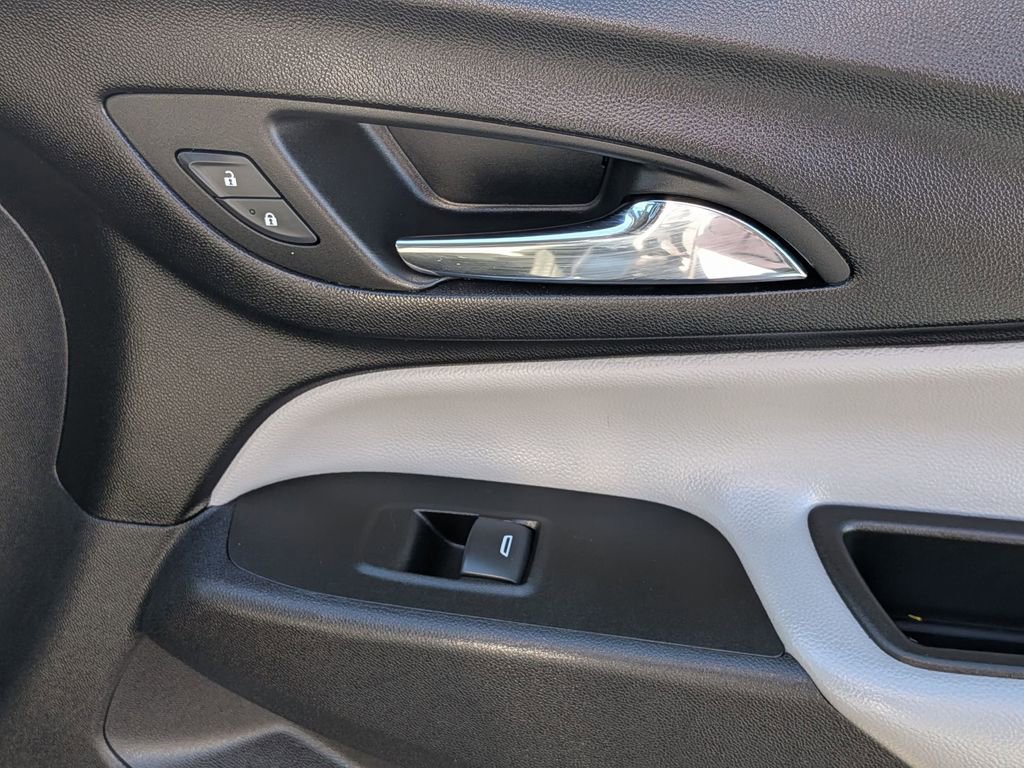 Used 2024 Chevrolet Equinox LT image 33