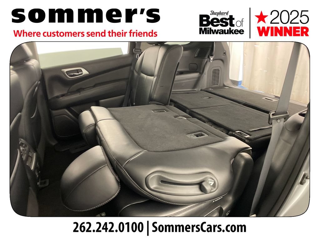 Used 2018 Nissan Pathfinder Platinum AWD/4WD image 31