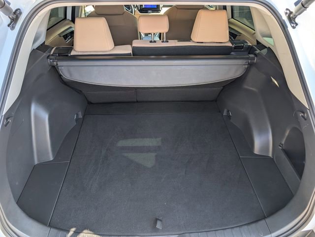 Used 2025 Toyota RAV4 XLE w/ Convenience Package image 14