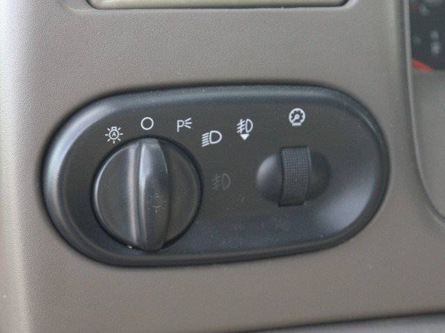 Used 2002 Ford Excursion Limited AWD/4WD image 16