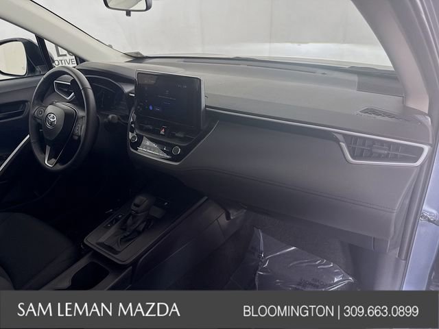 Used 2026 Toyota Corolla Cross LE image 26
