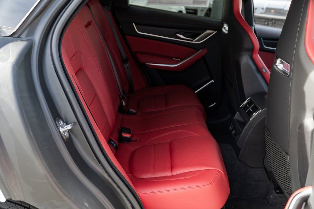Used 2025 Jaguar F-PACE R-Dynamic S AWD/4WD image 22