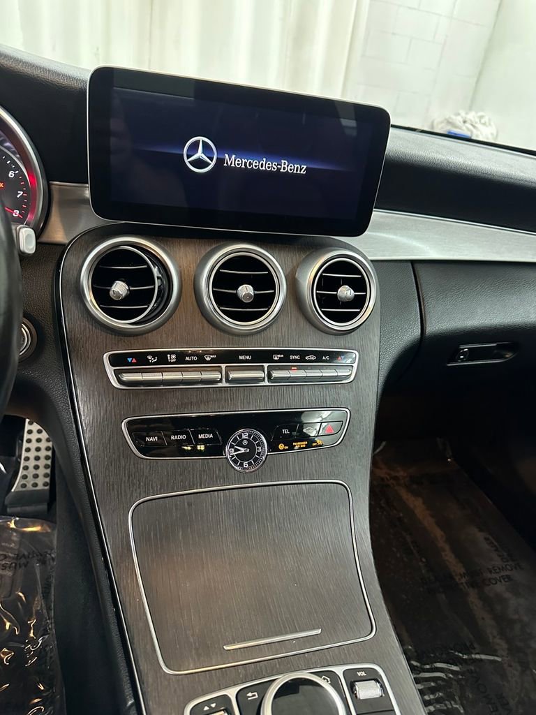 Used 2019 Mercedes-Benz C 300 4MATIC Coupe image 19