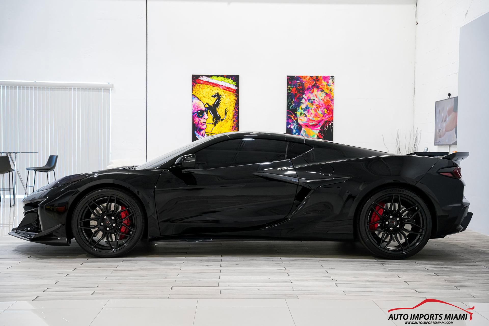 Used 2025 Chevrolet Corvette Z06 RWD image 13