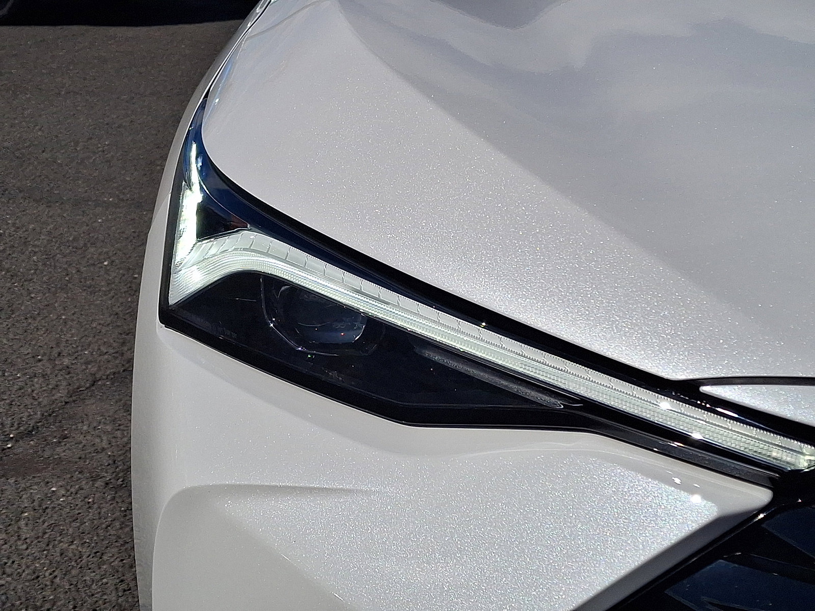 Certified 2025 Acura ADX A-Spec AWD/4WD image 9