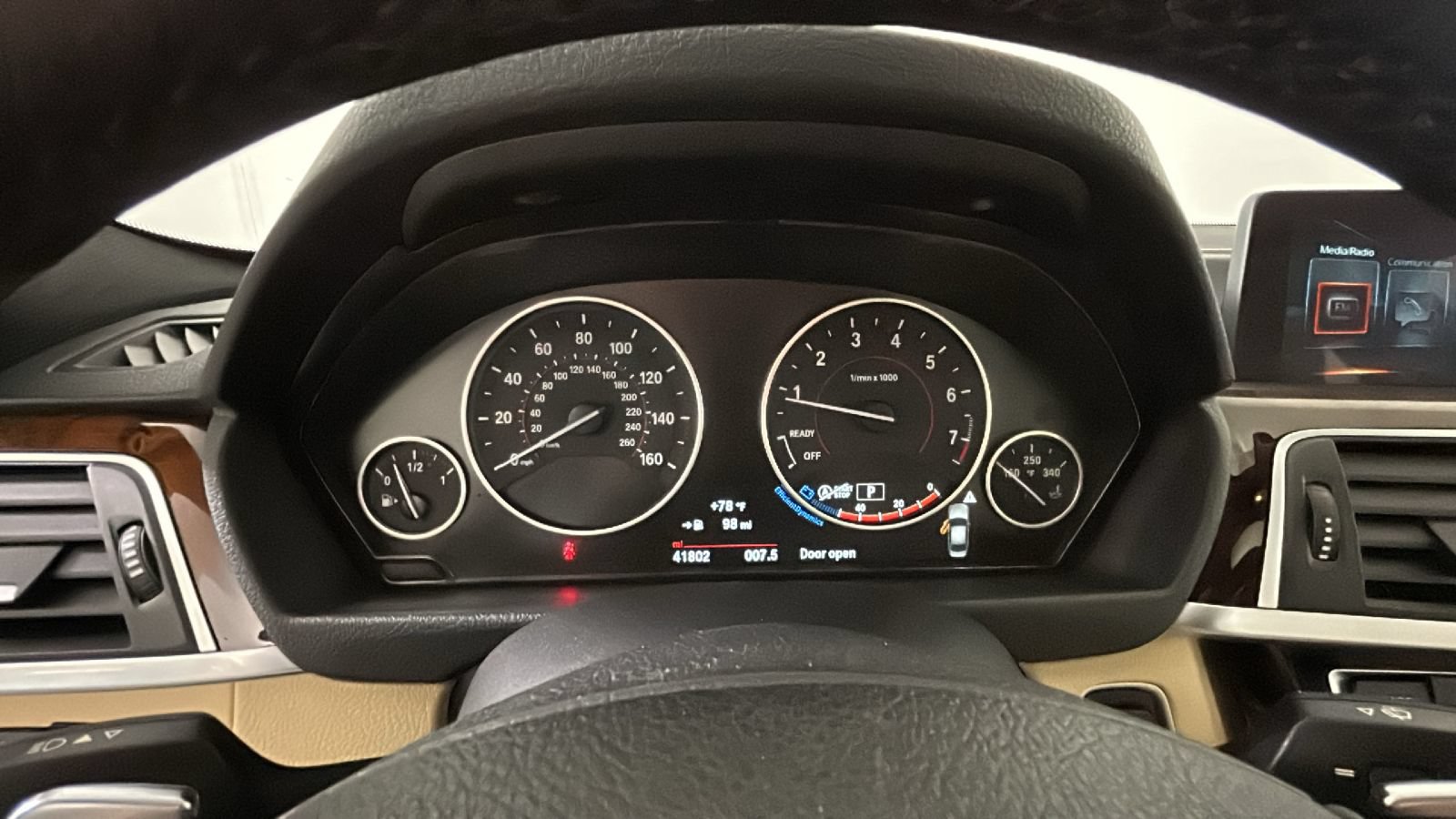 Used 2017 BMW 330i xDrive Sedan AWD/4WD image 22