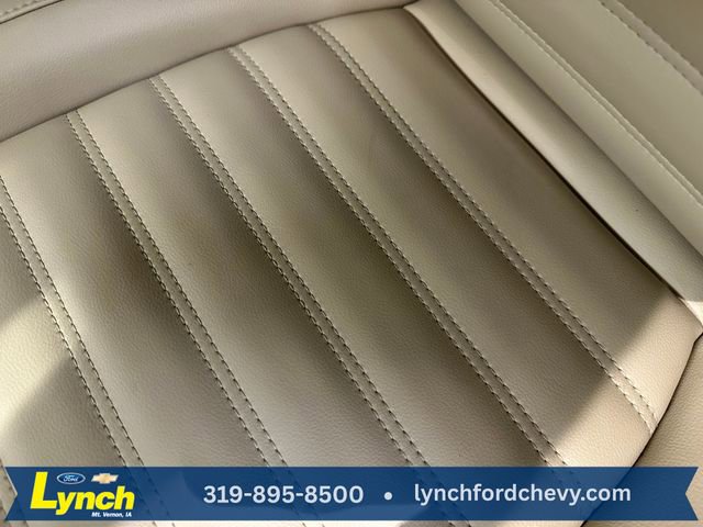 Used 2023 Ford Edge SEL w/ Convenience Package image 7