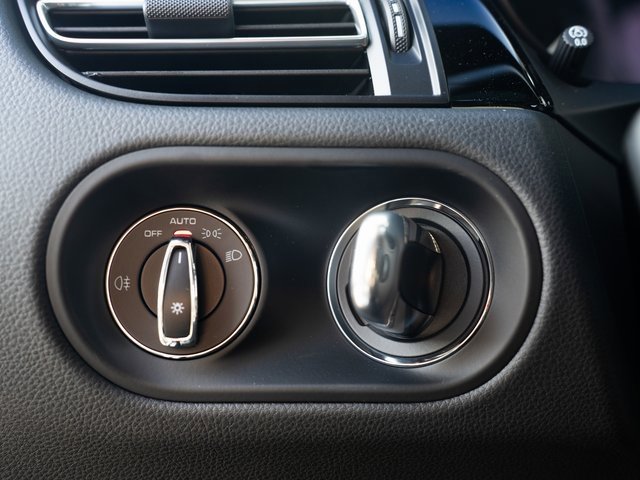 New 2026 Porsche Macan S image 25