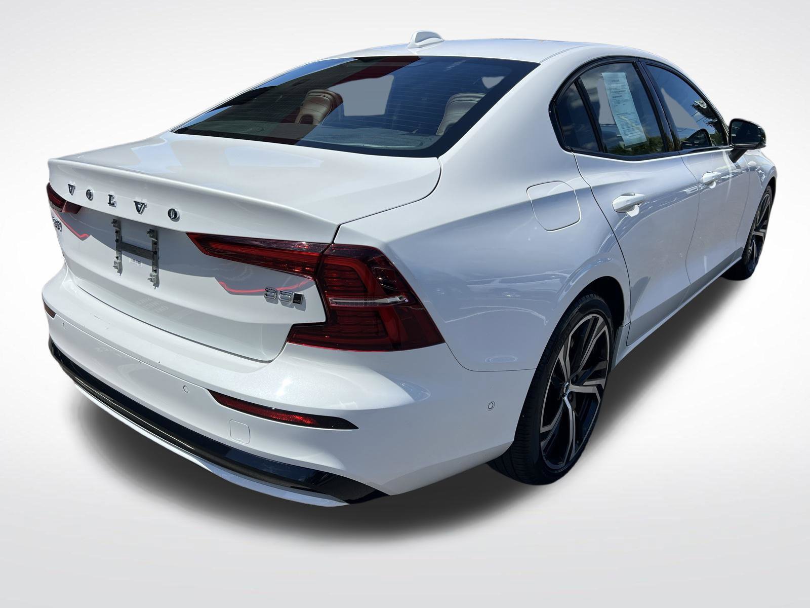 Used 2024 Volvo S60 B5 Ultimate AWD/4WD image 10