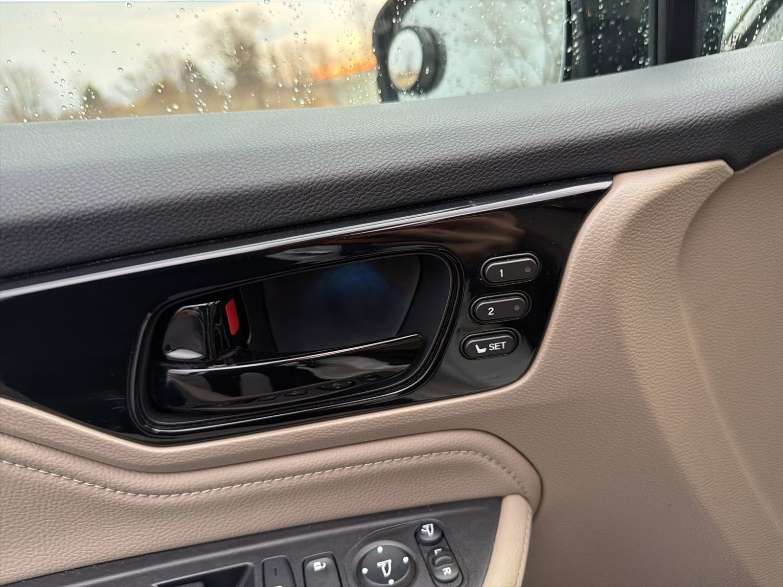 Used 2023 Honda Odyssey Elite image 15