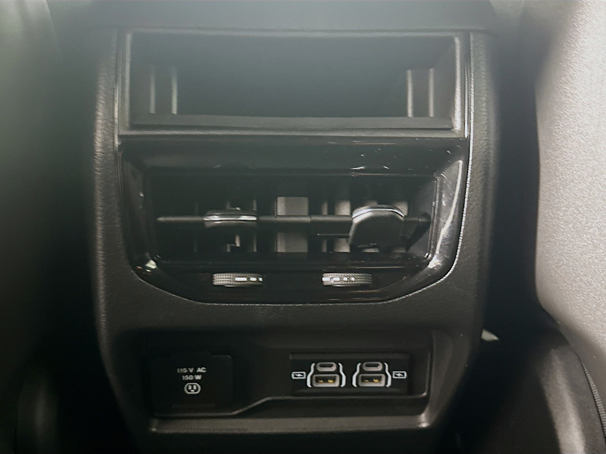 Used 2023 Jeep Grand Cherokee Altitude AWD/4WD image 26