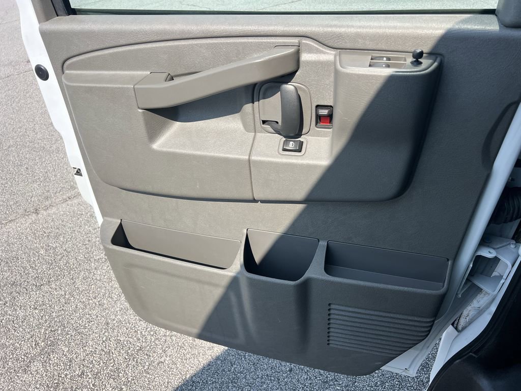 Used 2023 Chevrolet Express 3500 LS image 16