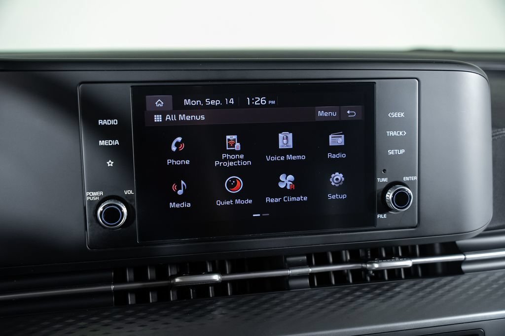 Used 2023 Kia Carnival LX FWD image 30