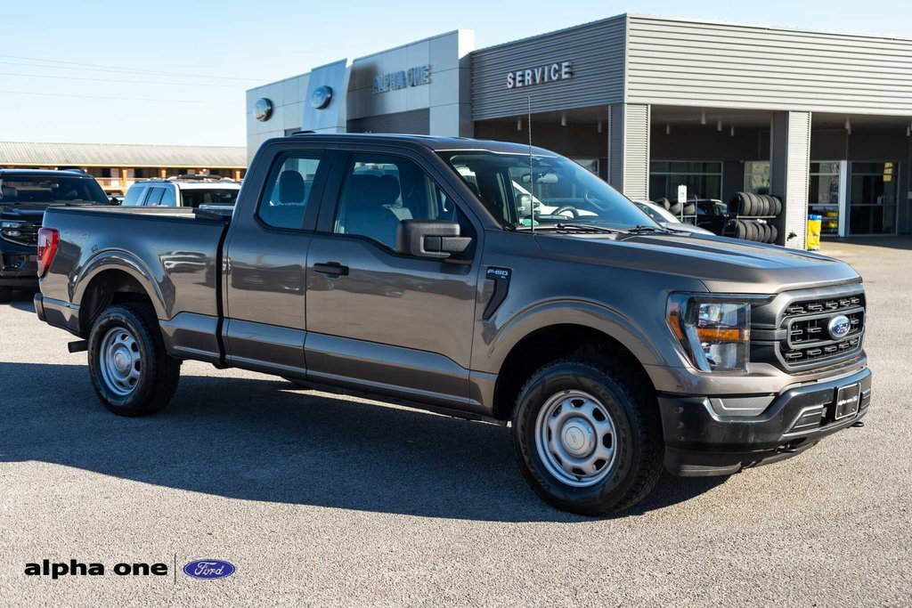 Used 2023 Ford F150 XL image 3