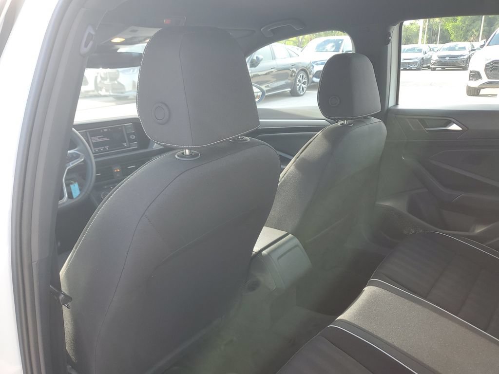 Certified 2024 Volkswagen Jetta Sport FWD image 16