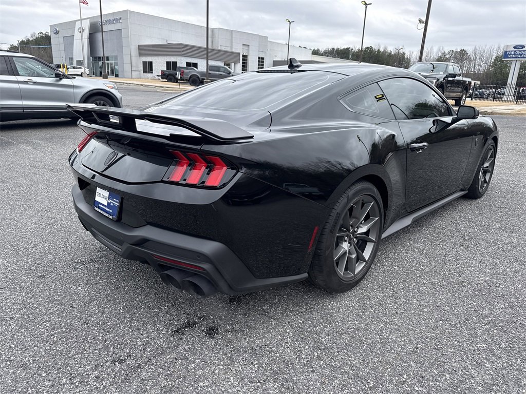 Used 2024 Ford Mustang Dark Horse image 7