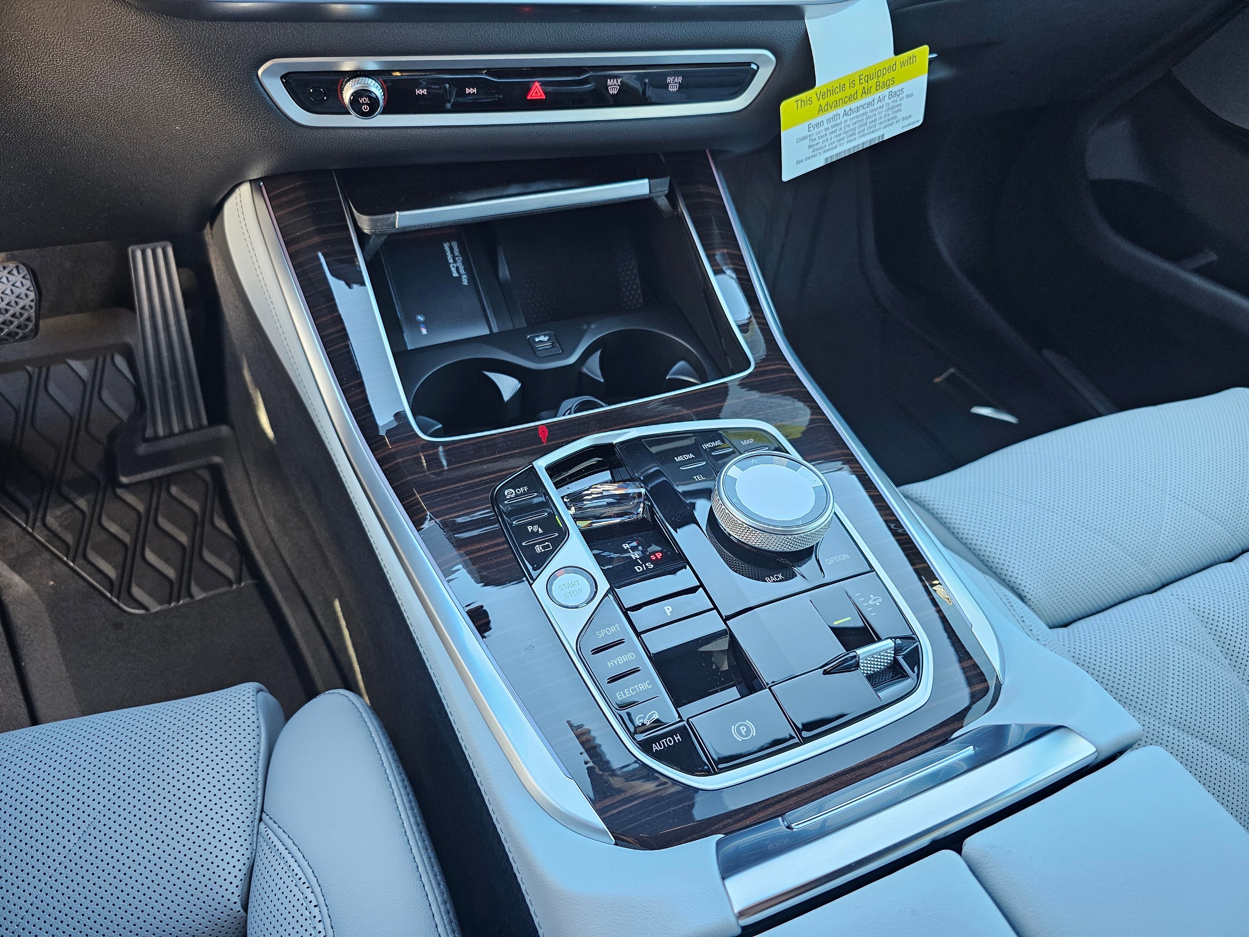 New 2026 BMW X5 xDrive50e w/ Executive Package image 22