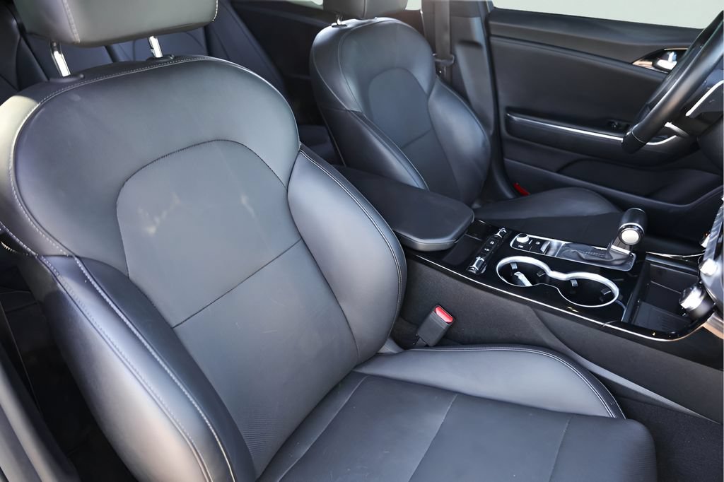 Used 2022 Kia Stinger GT-Line RWD image 33