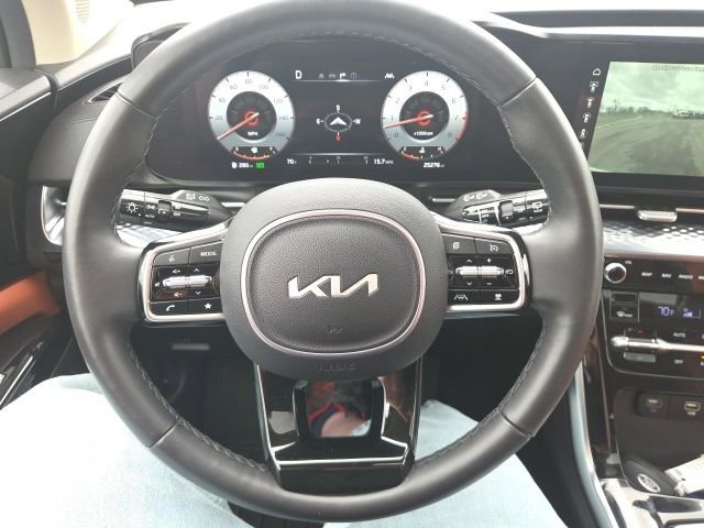 Used 2024 Kia Carnival SX Prestige image 43