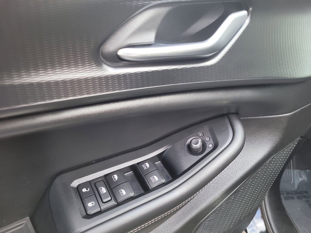 Used 2023 Jeep Grand Cherokee Altitude image 15